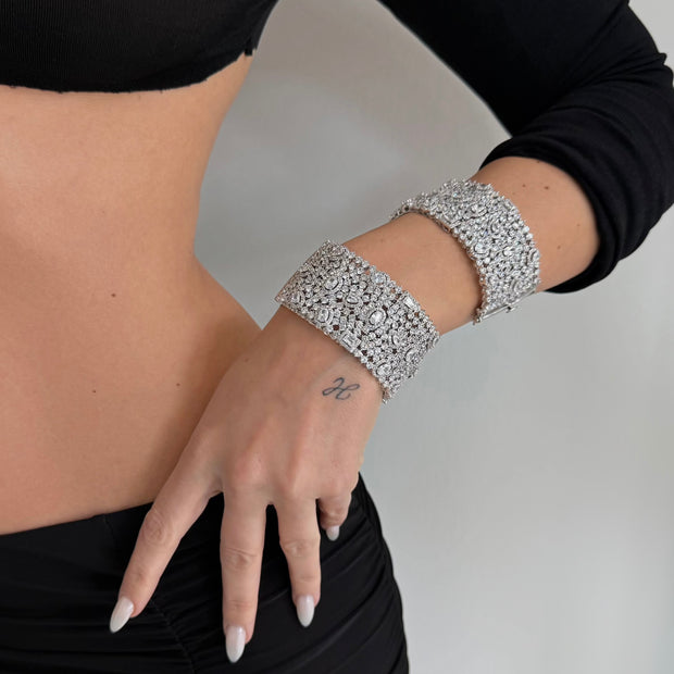 The Crystal Icy Cuff