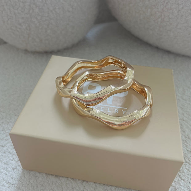 The Gold Wave Bangle - BERNA PECI JEWELRY