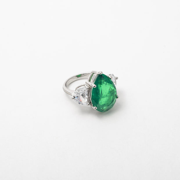 The Royalty Emerald Ring - BERNA PECI JEWELRY